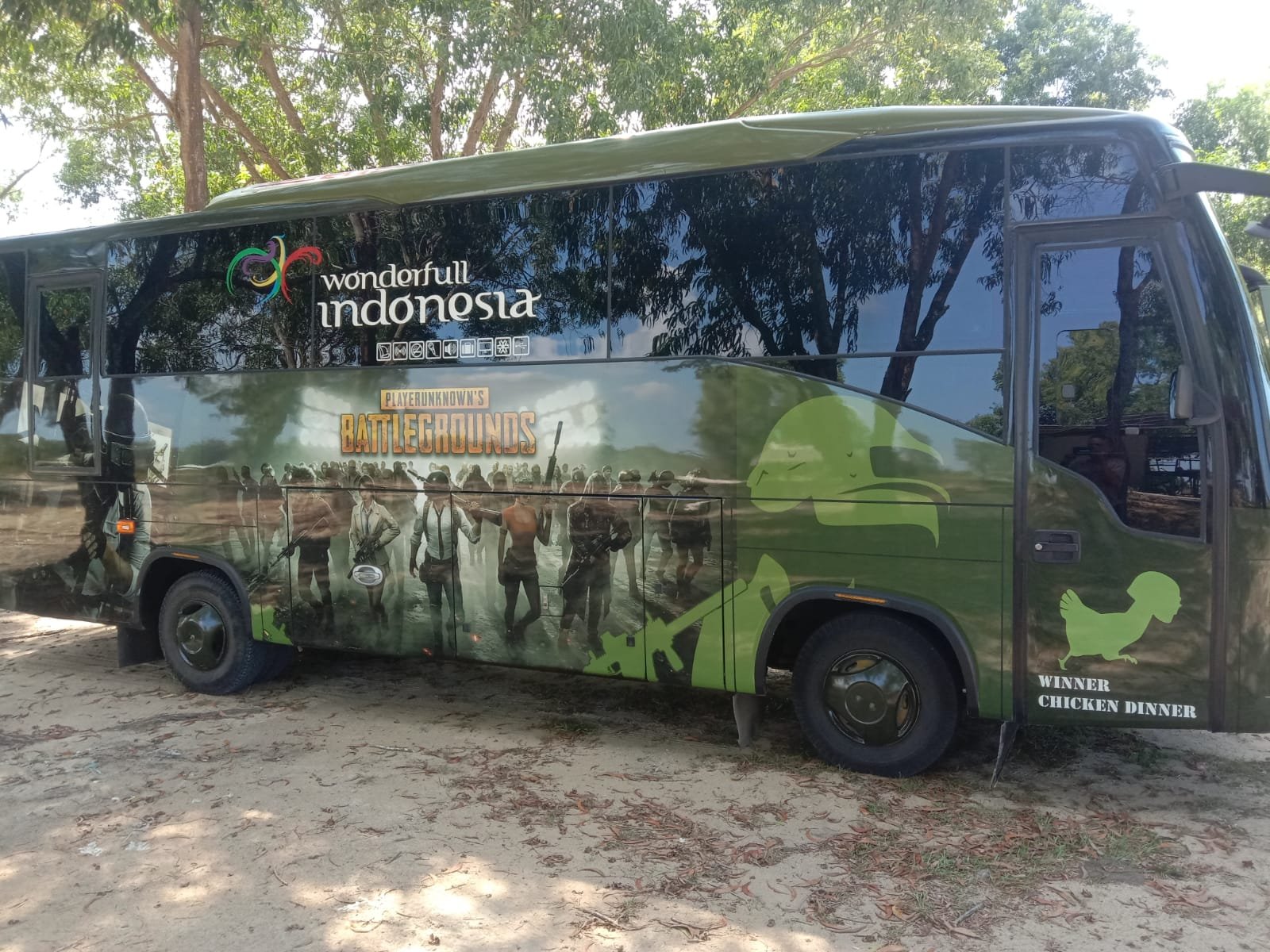 Big Bus 35 Seat Comfort Coach