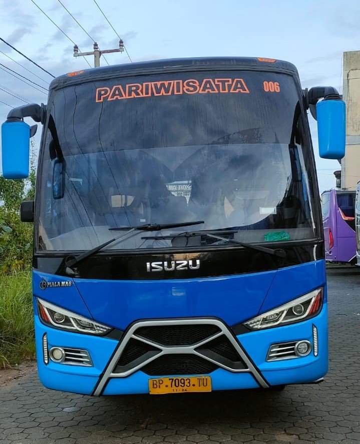 Big Bus 35 Seat Touring Series A