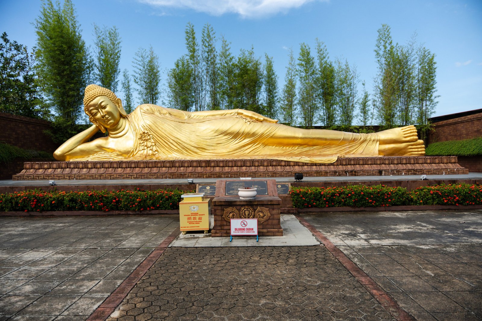 TWR03031